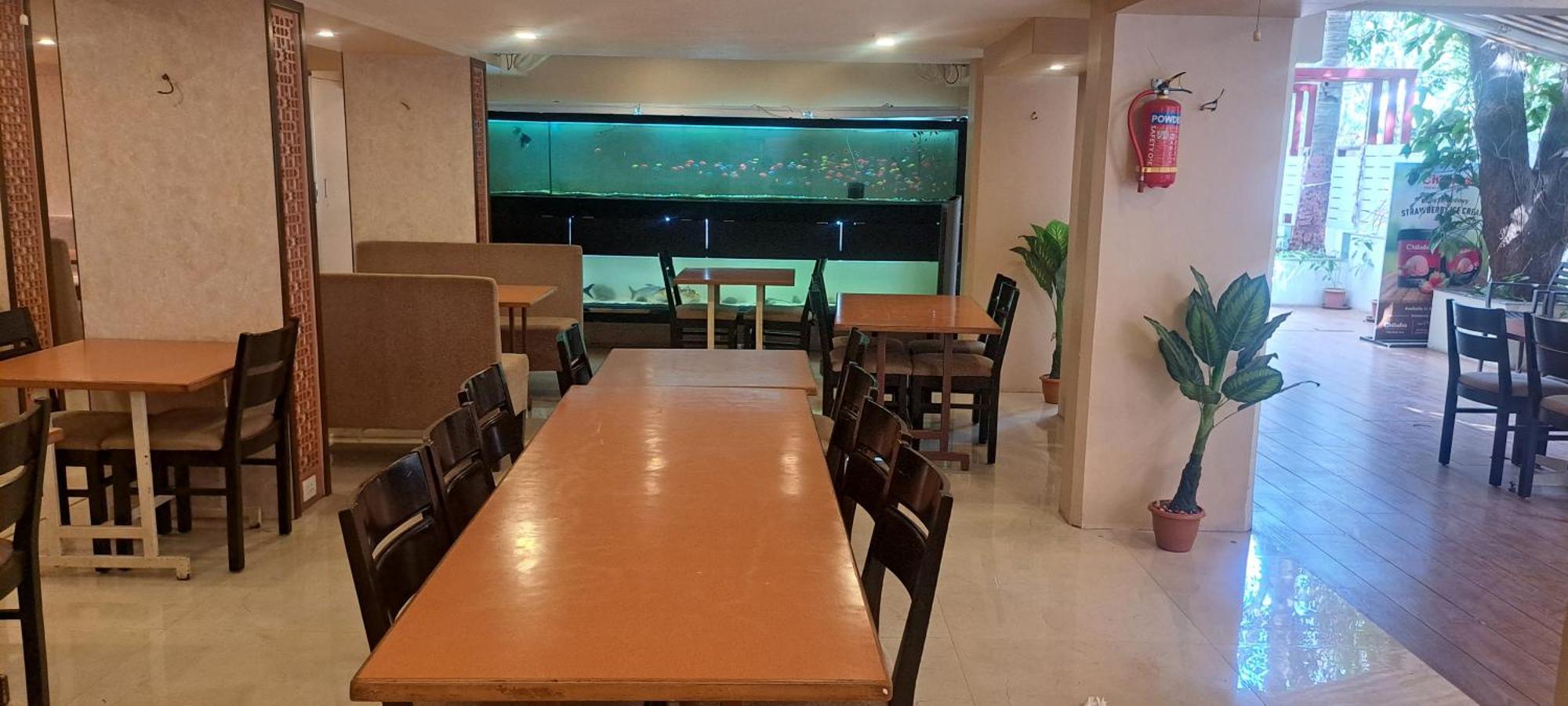 Hotel Swaroop Pune Zewnętrze zdjęcie