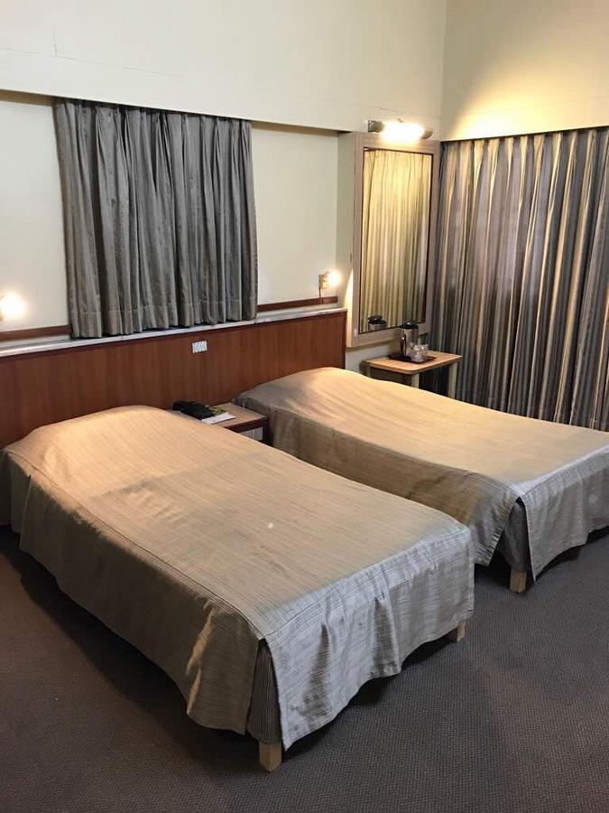 Hotel Swaroop Pune Zewnętrze zdjęcie