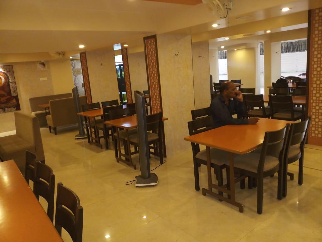 Hotel Swaroop Pune Zewnętrze zdjęcie